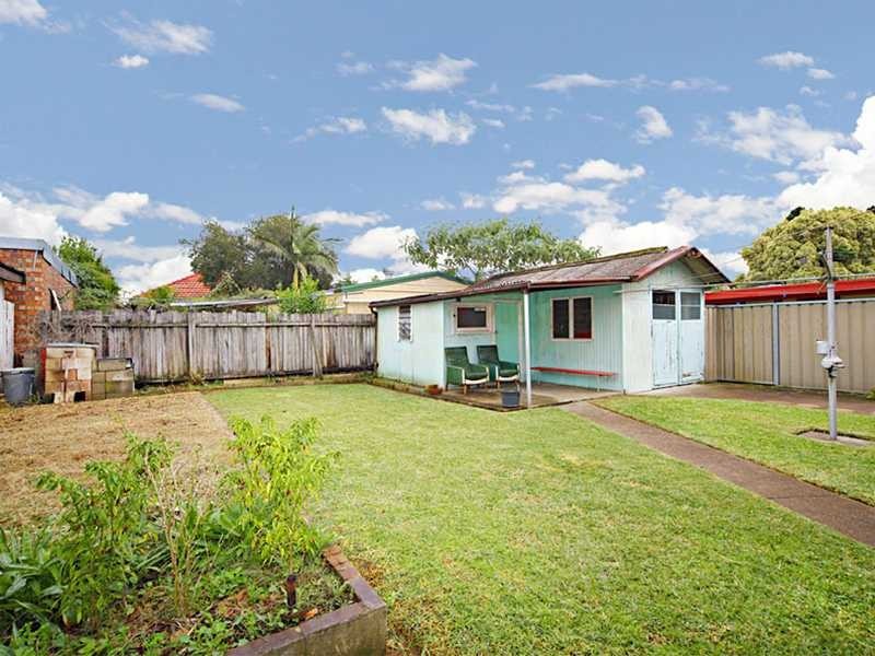 9 Rosebank Avenue, Kingsgrove NSW 2208