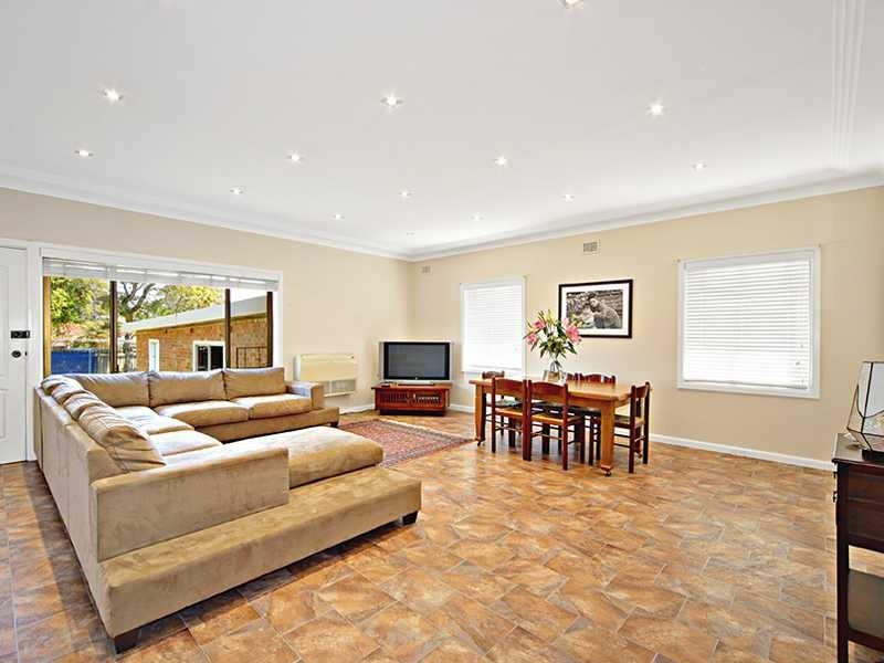 55 St Elmo Parade, Kingsgrove NSW 2208