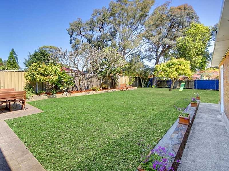 55 St Elmo Parade, Kingsgrove NSW 2208