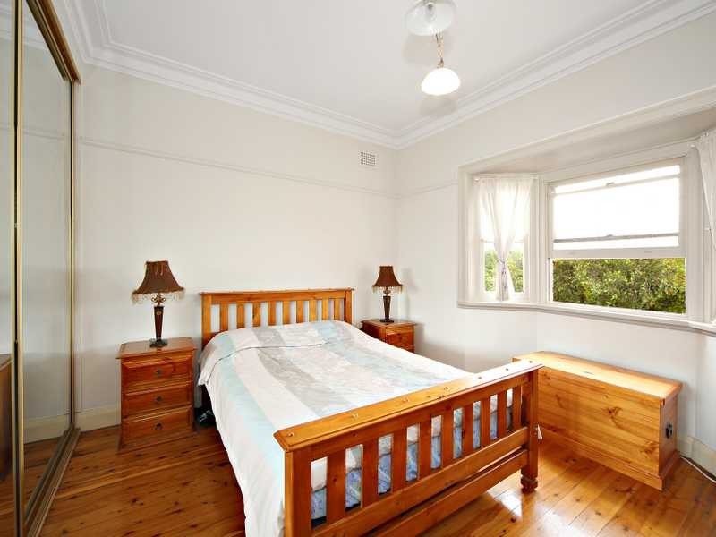 17 Slade Road, Bardwell Park NSW 2207