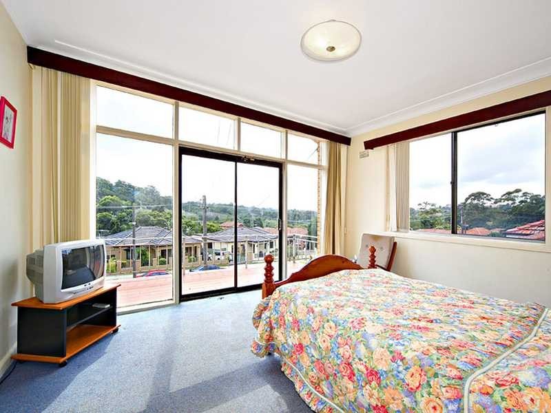 19 Darley Road, Bardwell Park NSW 2207