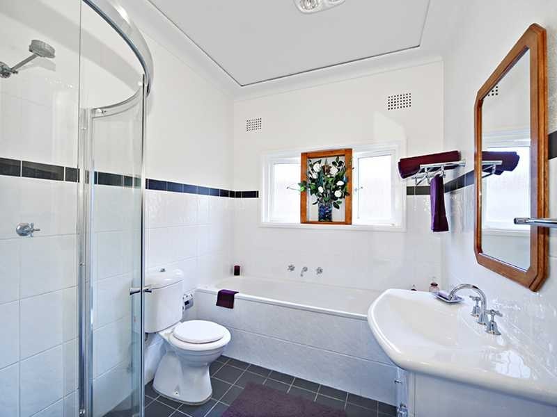 69 Glenwall Street, Kingsgrove NSW 2208