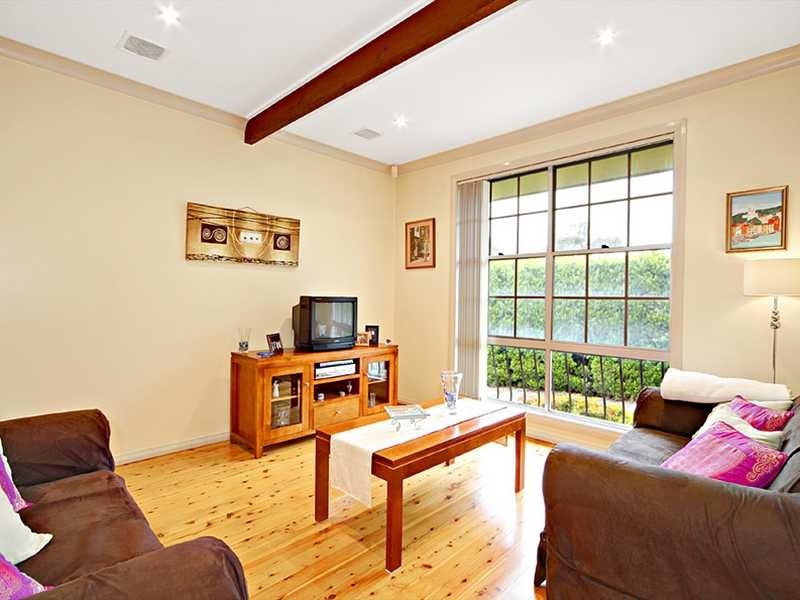 1/7 Narramore Street, Kingsgrove NSW 2208