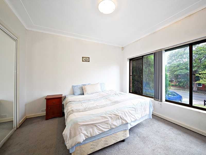 7 Miller Street, Kingsgrove NSW 2208