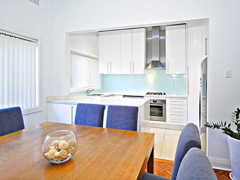 10 Permanent Avenue, Earlwood NSW 2206