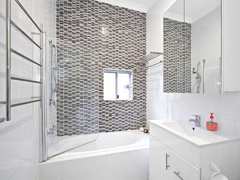 10 Permanent Avenue, Earlwood NSW 2206