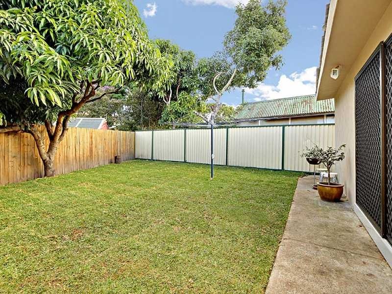 10 Permanent Avenue, Earlwood NSW 2206