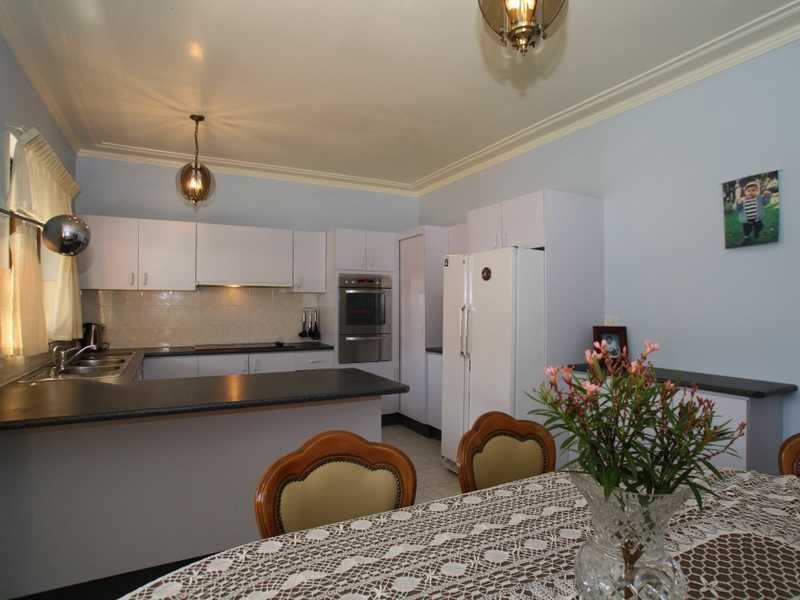 22 Rolestone Avenue, Kingsgrove NSW 2208