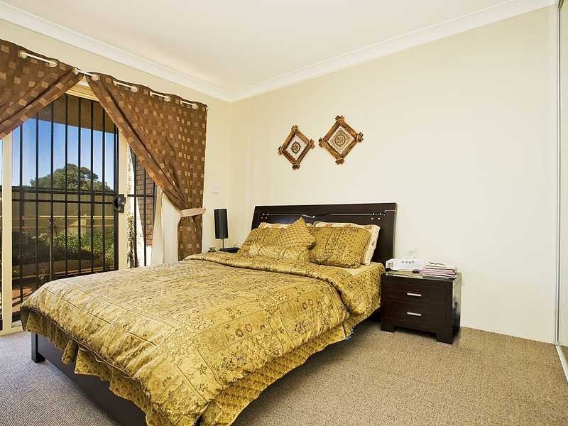 2/1 Hillview Street, Roselands NSW 2196