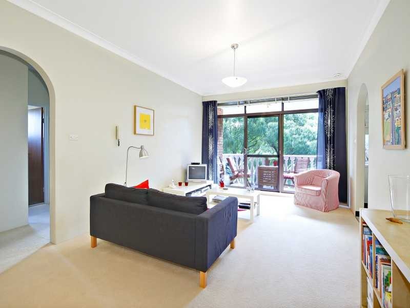 11/16-20 Hampton Court Road, Carlton NSW 2218