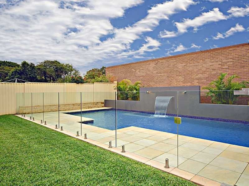 19 Carrisbrook Avenue, Bexley North NSW 2207