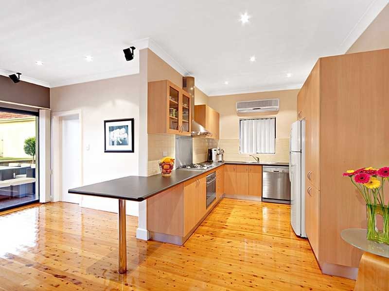 19 Carrisbrook Avenue, Bexley North NSW 2207