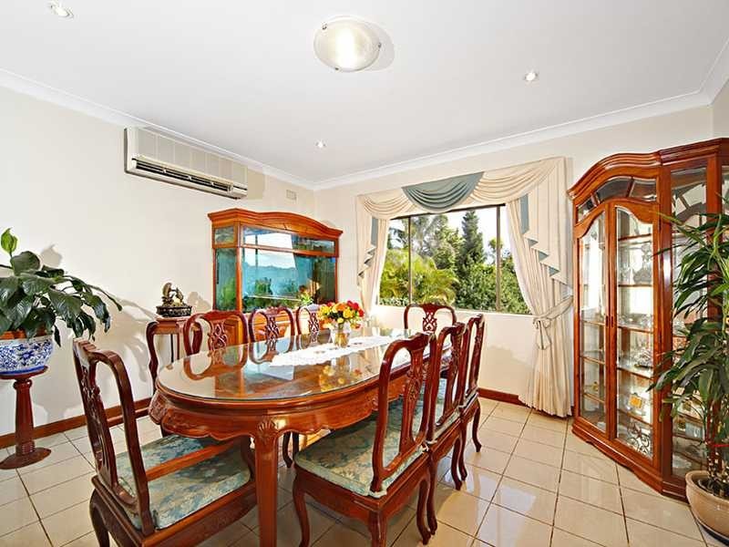 19 Earlwood Crescent, Bardwell Park NSW 2207