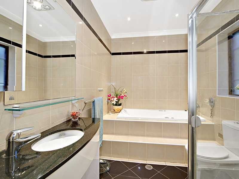 19 Earlwood Crescent, Bardwell Park NSW 2207