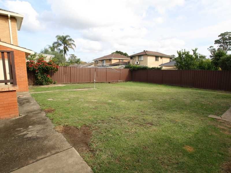 12 Sycamore Avenue, Casula NSW 2170