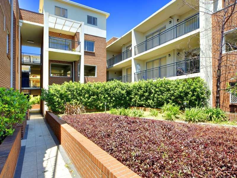 34/818 Canterbury Road, Roselands NSW 2196