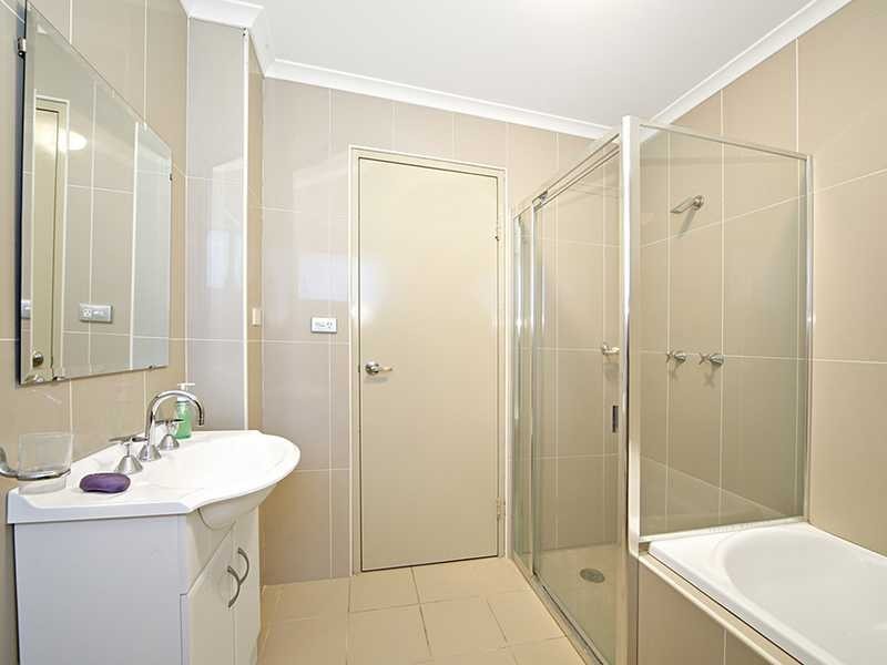 34/818 Canterbury Road, Roselands NSW 2196