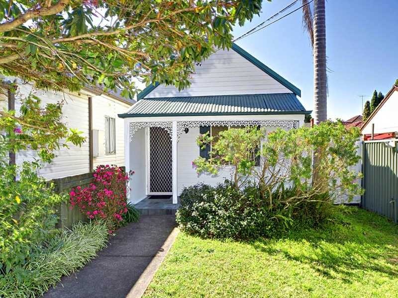 62 Grey Street, Carlton NSW 2218