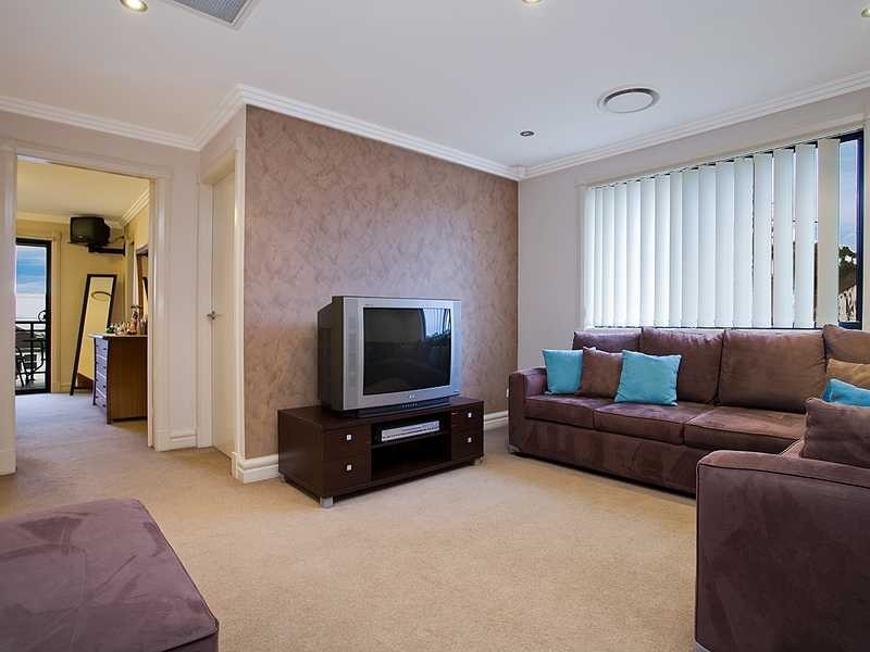 18 Mons Street, Condell Park NSW 2200