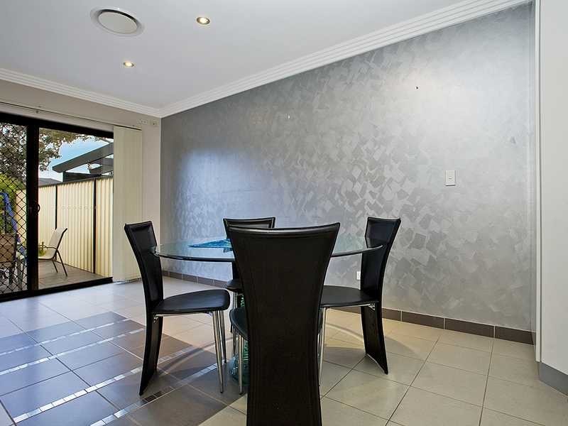 18 Mons Street, Condell Park NSW 2200