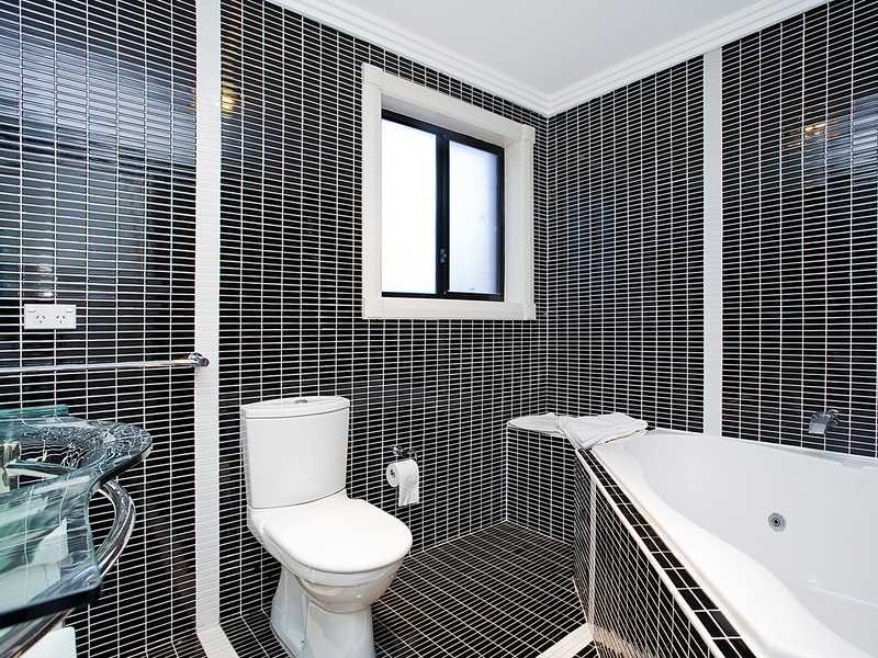 18 Mons Street, Condell Park NSW 2200