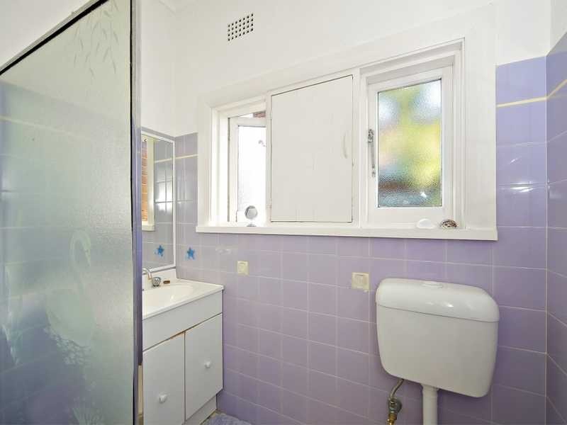 23 Bray Avenue, Earlwood NSW 2206