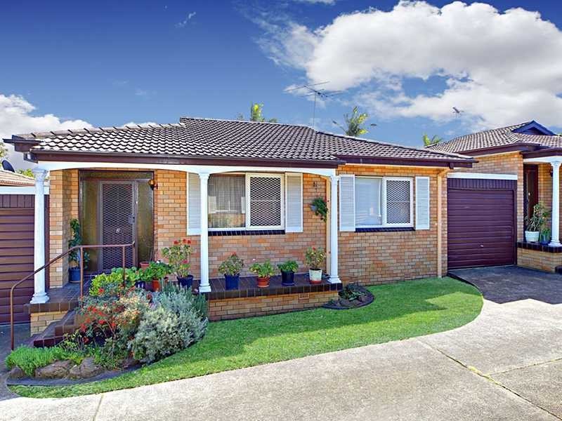 2/16 St Georges Road, Bexley NSW 2207