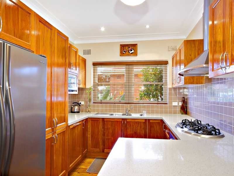 17 Burrell Street, Beverly Hills NSW 2209