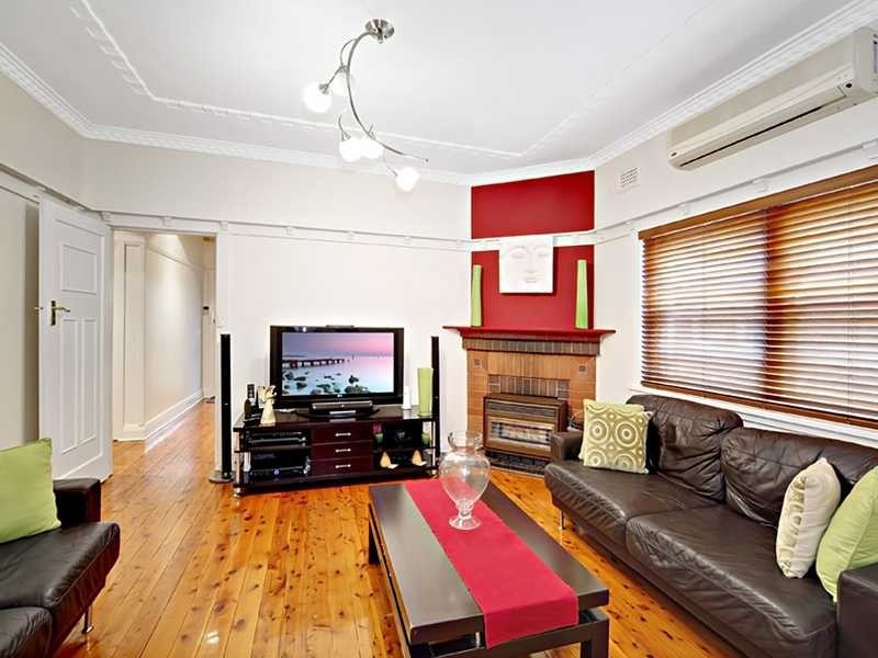 14 Liney Avenue, Clemton Park NSW 2206