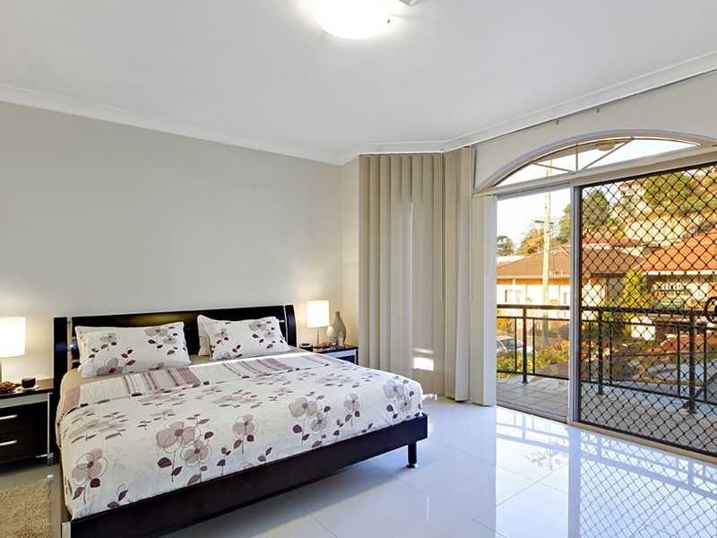 64 Dowling Street, Bardwell Valley NSW 2207