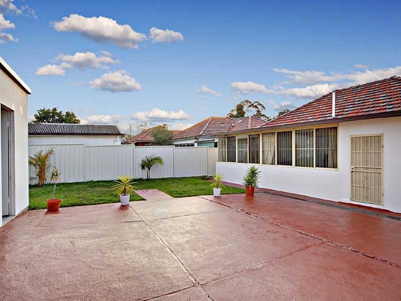 976 Canterbury Road, Roselands NSW 2196