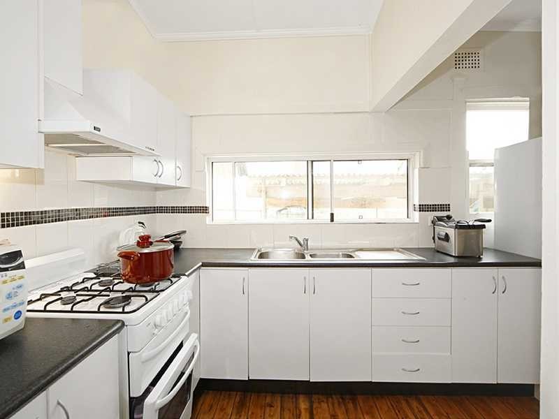 17 Westminster Street, Bexley NSW 2207