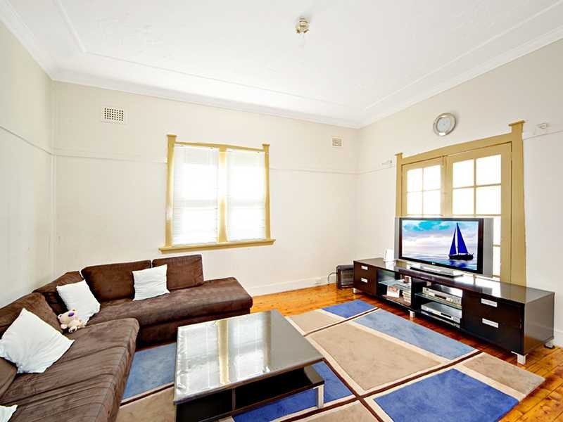 17 Westminster Street, Bexley NSW 2207