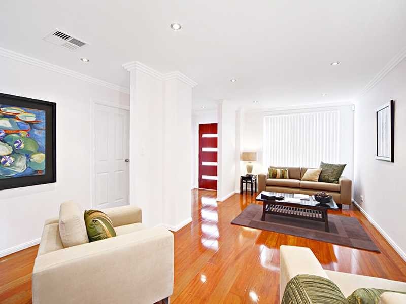 6 Chamberlain Road, Bexley NSW 2207