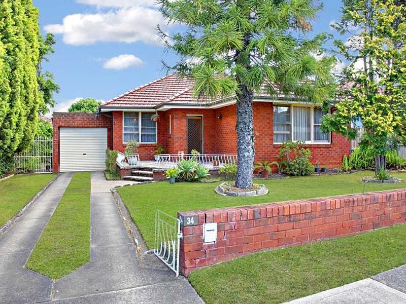 34 Poole Street, Kingsgrove NSW 2208