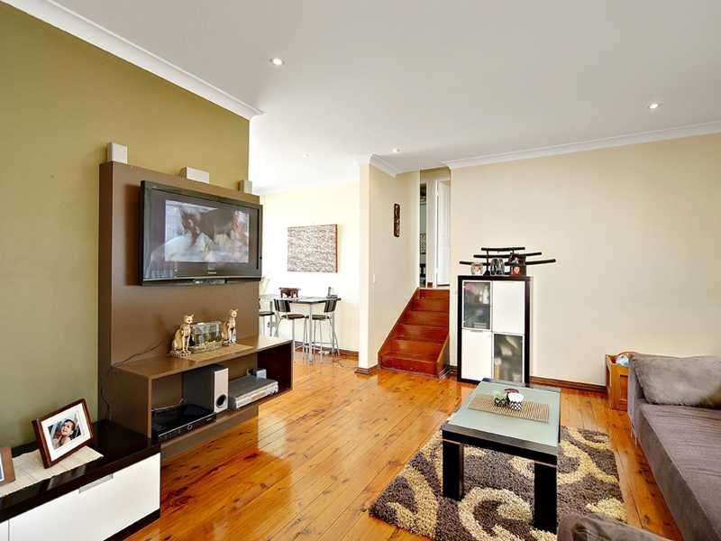 2/69 Preddys Road, Bexley NSW 2207