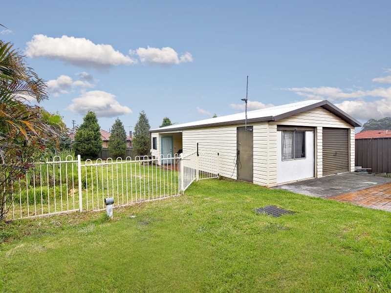 21 Stoddart Street, Roselands NSW 2196