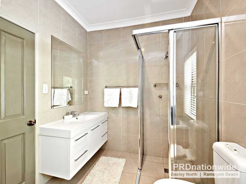 2 Bennett Street, Kingsgrove NSW 2208
