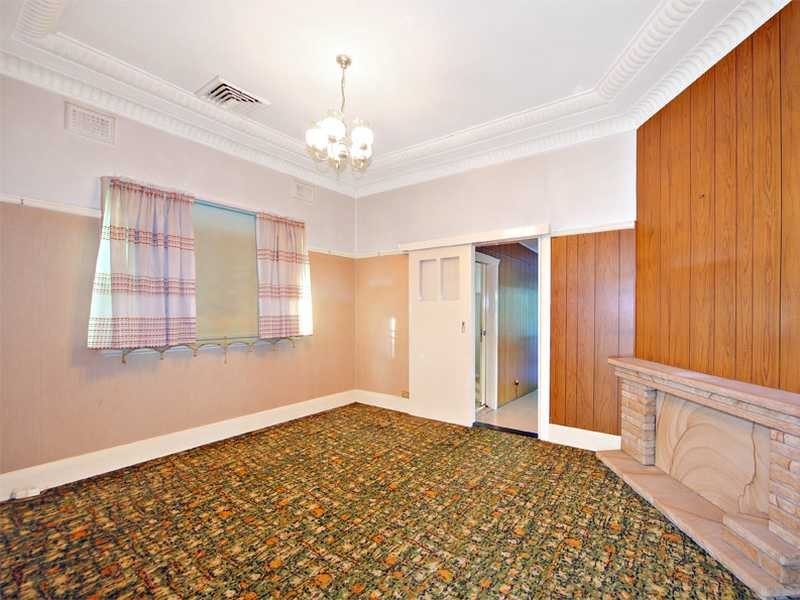 6 Farr Street, Banksia NSW 2216