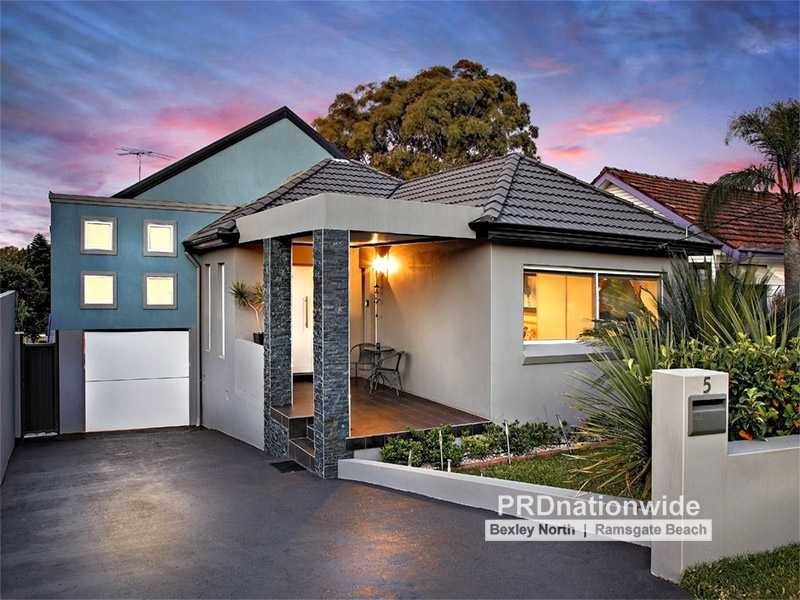 5 Rolestone Avenue, Kingsgrove NSW 2208