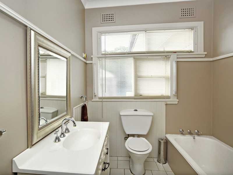 70 Rogers Street, Roselands NSW 2196