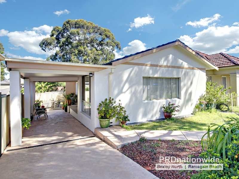 5 Roseland Avenue, Roselands NSW 2196