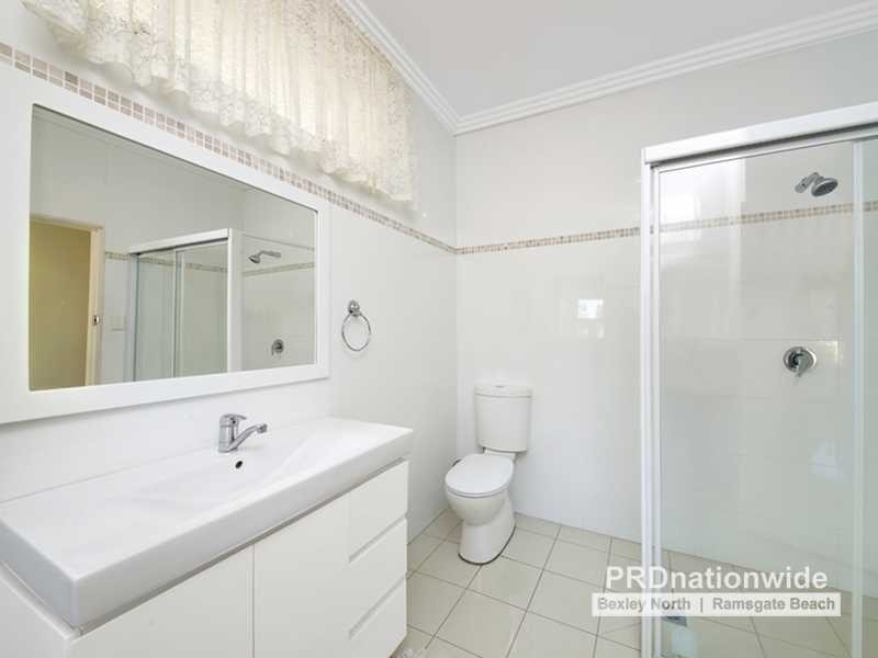 5 Roseland Avenue, Roselands NSW 2196