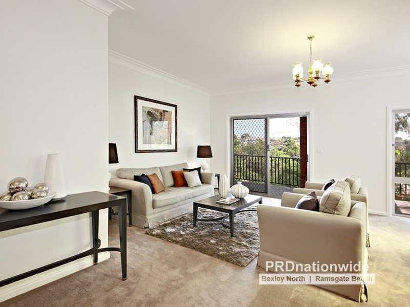 3 Earlwood Crescent, Bardwell Park NSW 2207