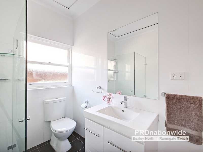 3 Earlwood Crescent, Bardwell Park NSW 2207