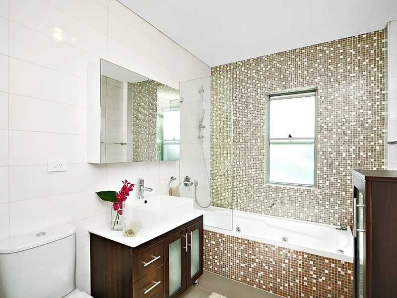 12 Junee Crescent, Kingsgrove NSW 2208