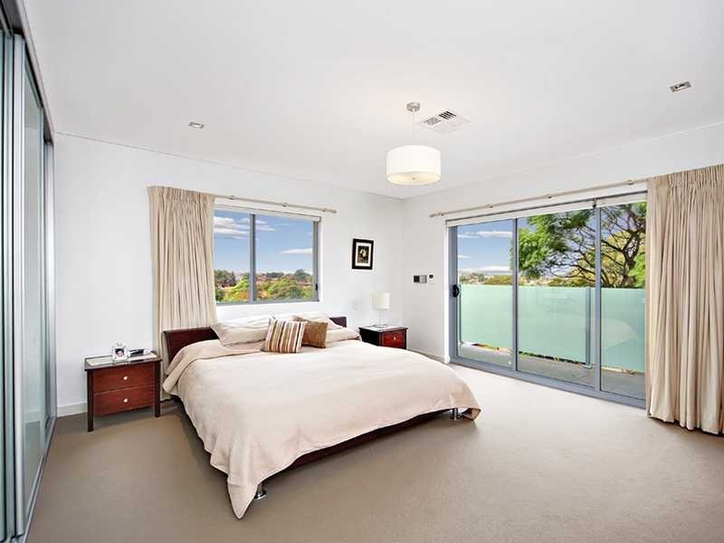 12 Junee Crescent, Kingsgrove NSW 2208