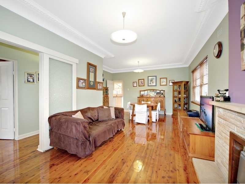 13 Turton Avenue, Clemton Park NSW 2206