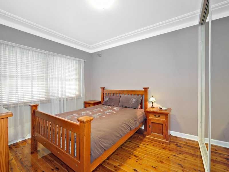 13 Turton Avenue, Clemton Park NSW 2206