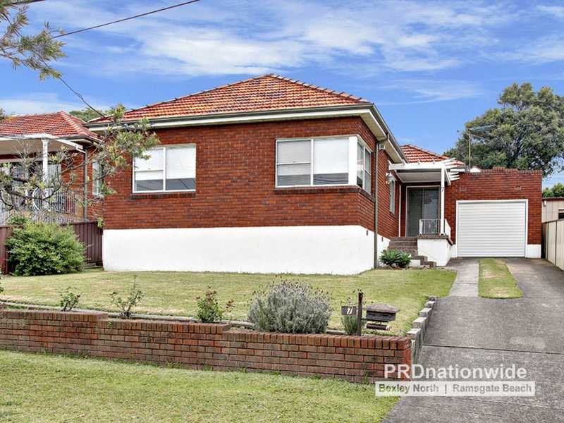 7 Beaconsfield Avenue, Kingsgrove NSW 2208